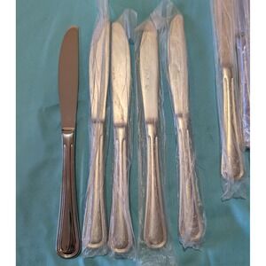 19 Walco Lisbon flatware collection stainless‎ steel 9"